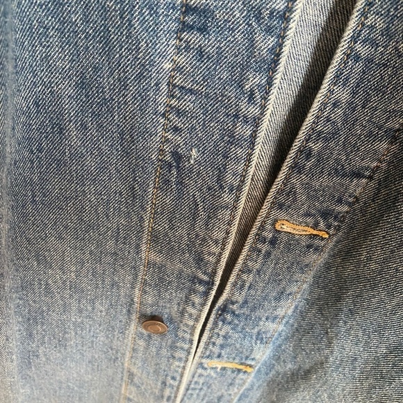 Aritzia TNA Crystal Falls Denim Jacket - Picture 5 of 5